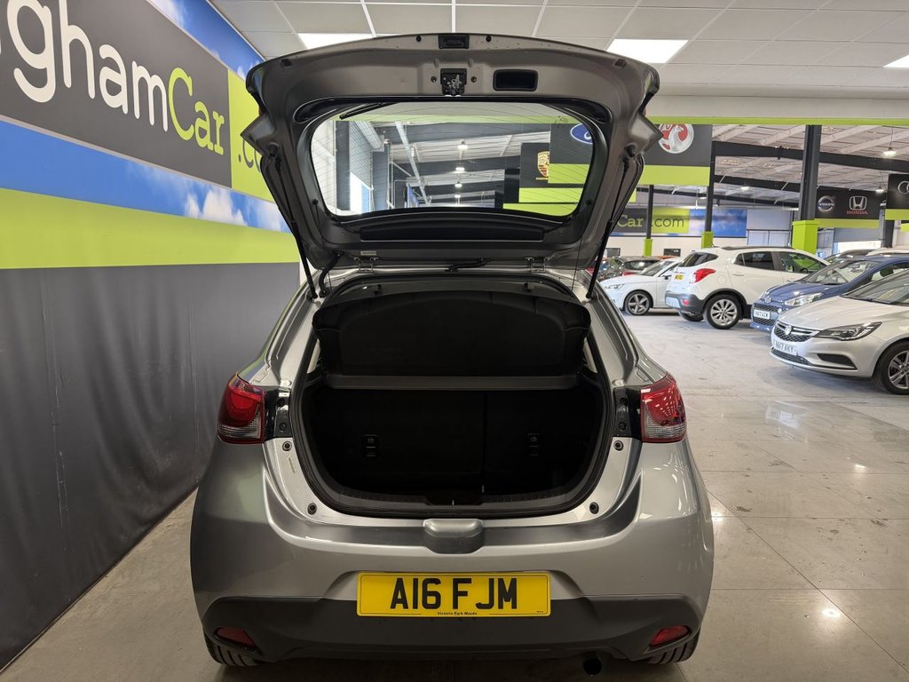 Used Mazda Mazda2 2015 for sale - 78200857: Photo 7