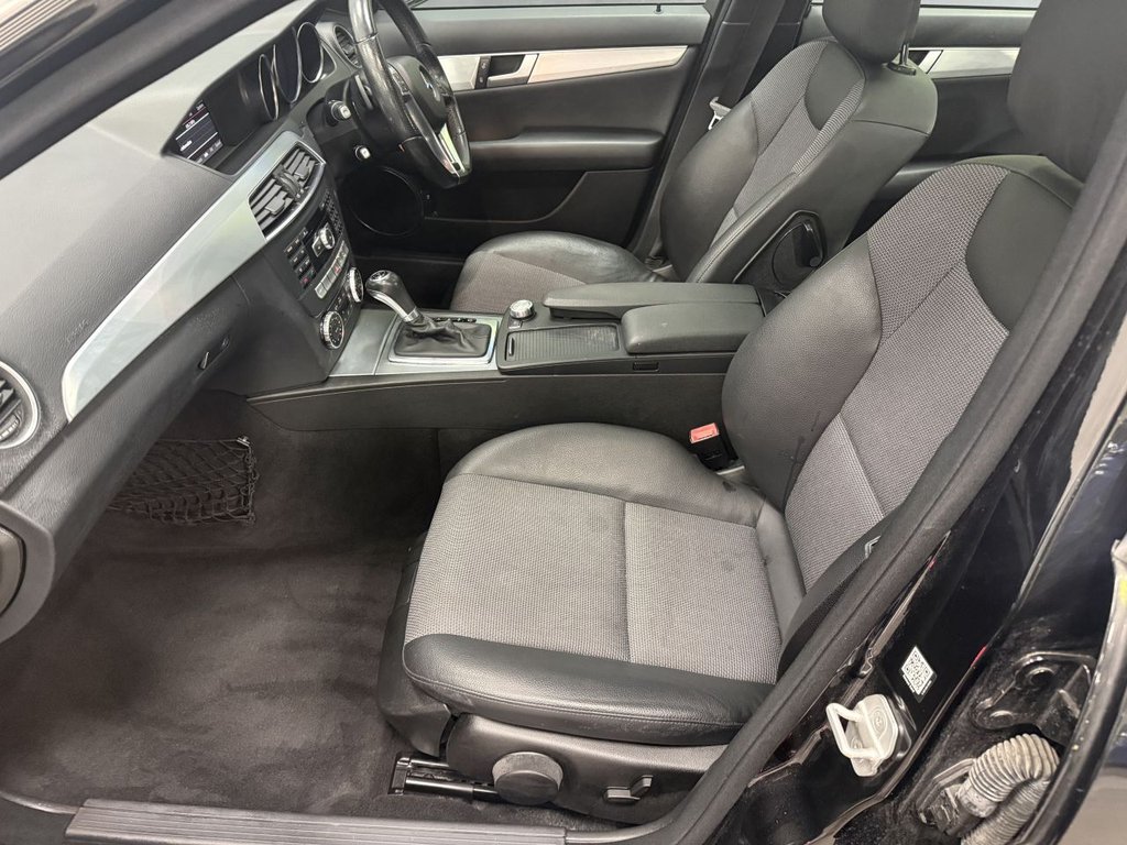 Used Mercedes-Benz C Class 2012 for sale - 77140223: Photo 32