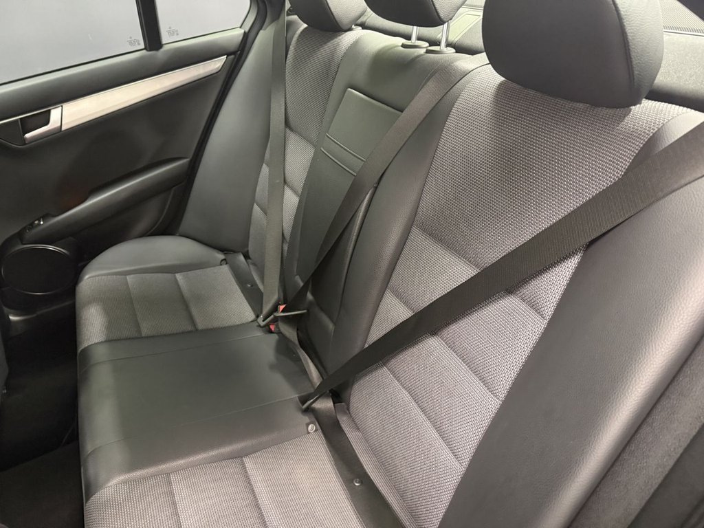 Used Mercedes-Benz C Class 2012 for sale - 77140223: Photo 39