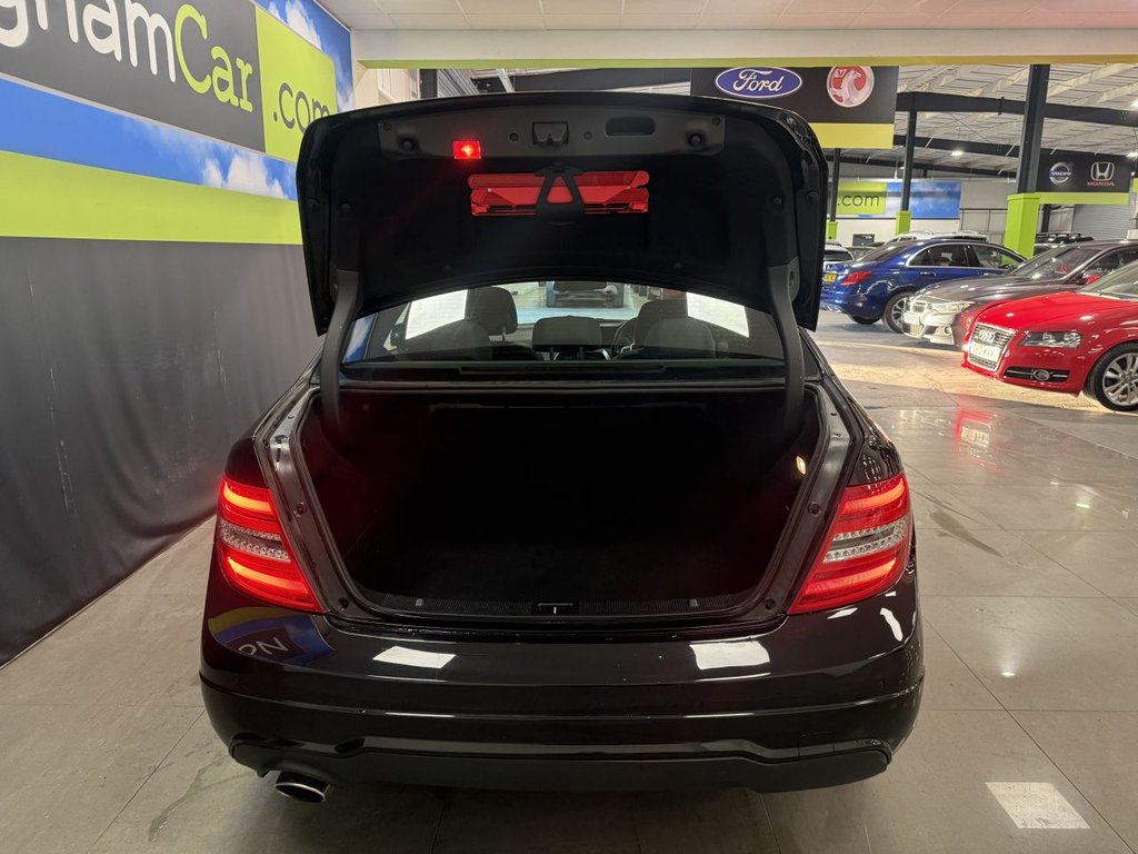 Used Mercedes-Benz C Class 2012 for sale - 77140223: Photo 9