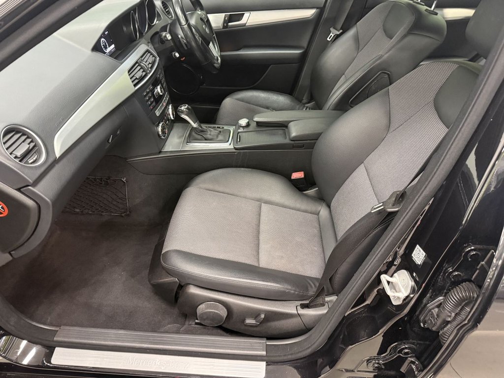 Used Mercedes-Benz C Class 2013 for sale - 77080422: Photo 32