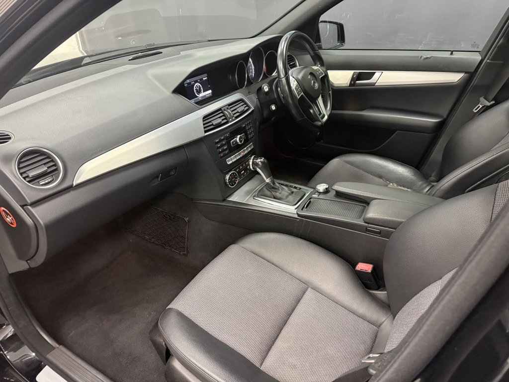 Used Mercedes-Benz C Class 2013 for sale - 77080422: Photo 35