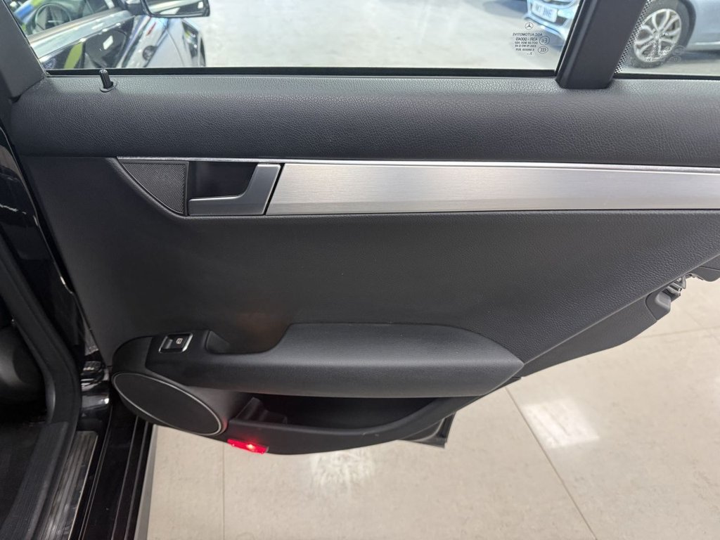 Used Mercedes-Benz C Class 2013 for sale - 77080422: Photo 42