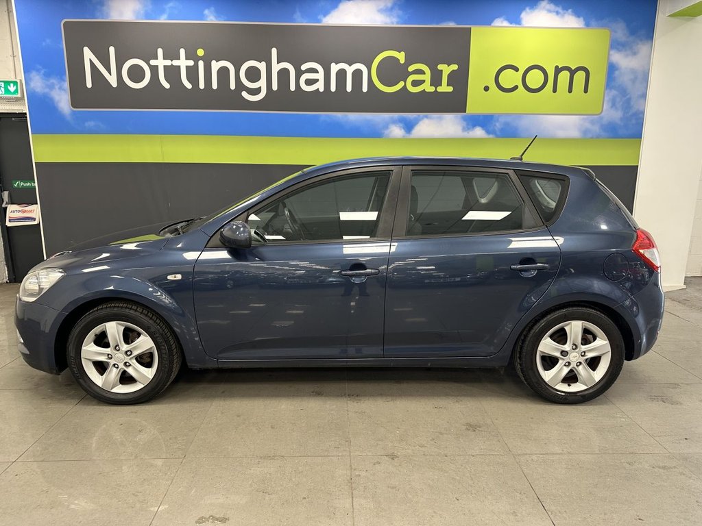 Used Kia Ceed 2010 for sale - 76367518: Photo 9