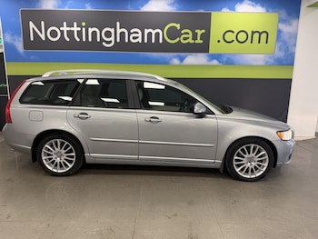 Used Volvo V50 2011 for sale - 79450527: Photo
