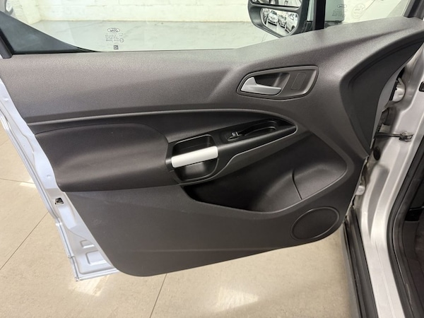 Used Ford Transit Connect 2017 for sale - 74117648: Photo 31