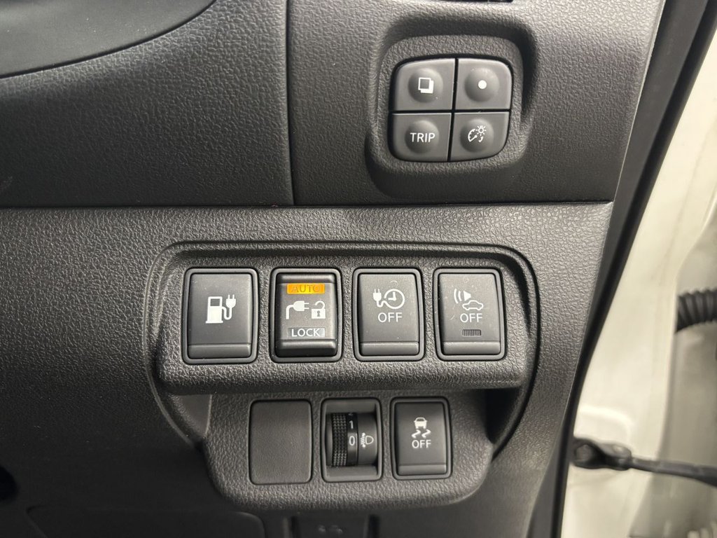 Vehicle 33