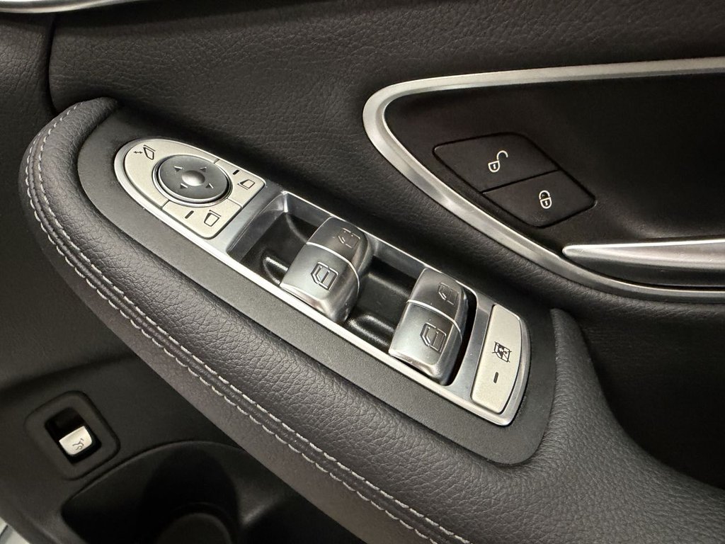 Used Mercedes-Benz C Class 2018 for sale - 77263345: Photo 16