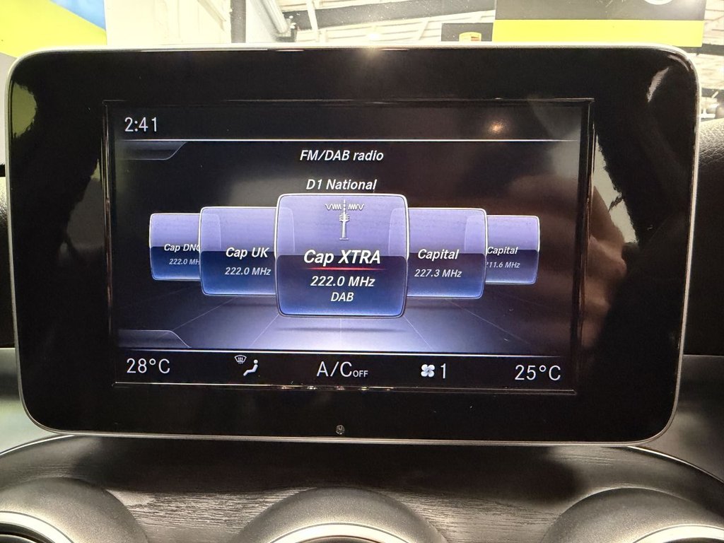 Used Mercedes-Benz C Class 2018 for sale - 77263345: Photo 30