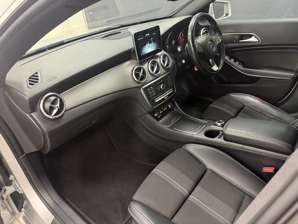 Used Mercedes-Benz CLA 2017 for sale - 76670542: Photo 32