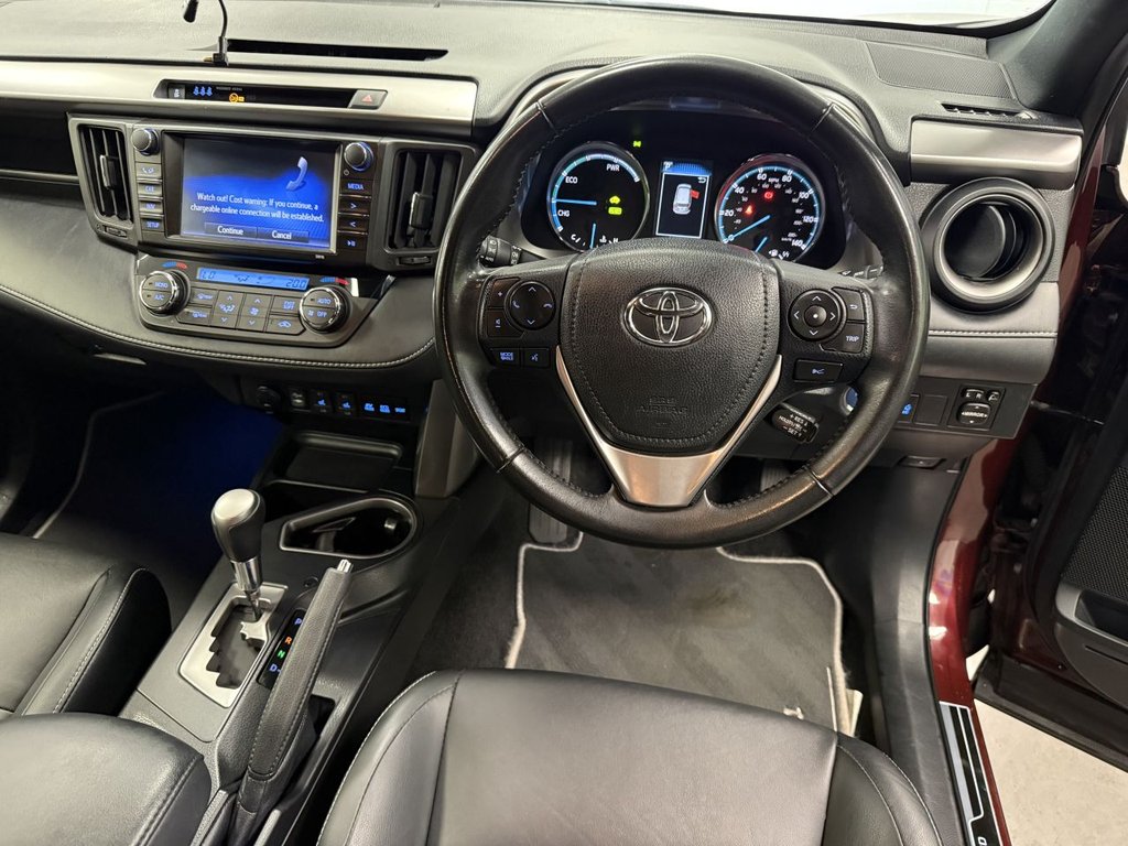 Used Toyota RAV4 2017 for sale - 76439399: Photo 17