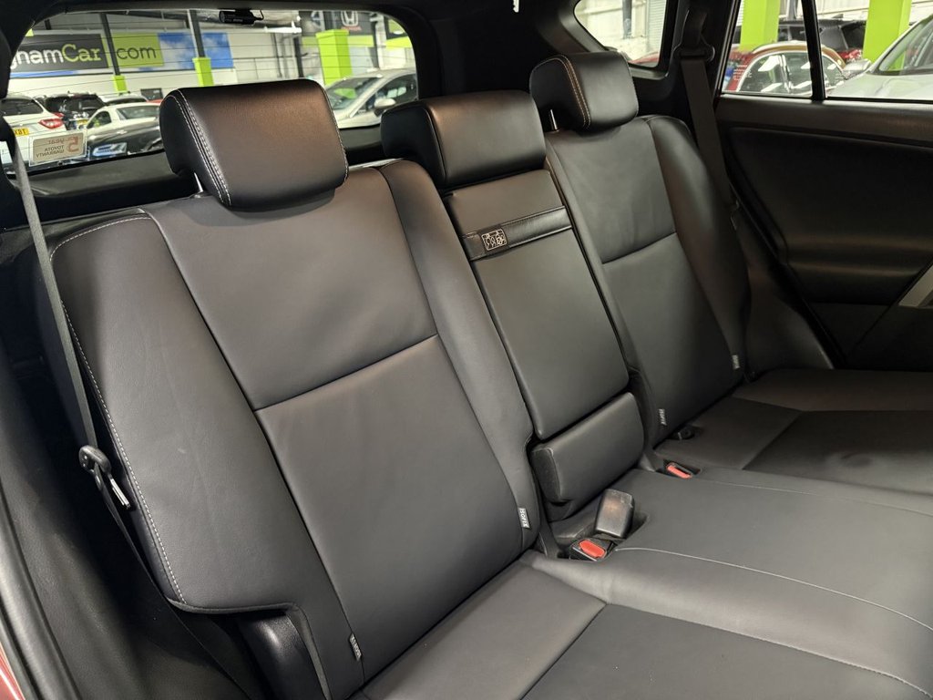 Used Toyota RAV4 2017 for sale - 76439399: Photo 43