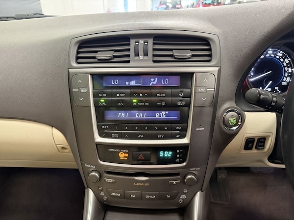 Used Lexus IS 2011 for sale - 75307175: Photo 23