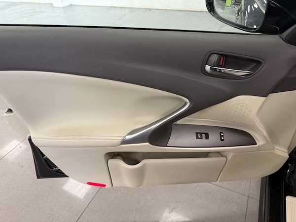 Used Lexus IS 2011 for sale - 75307175: Photo 27