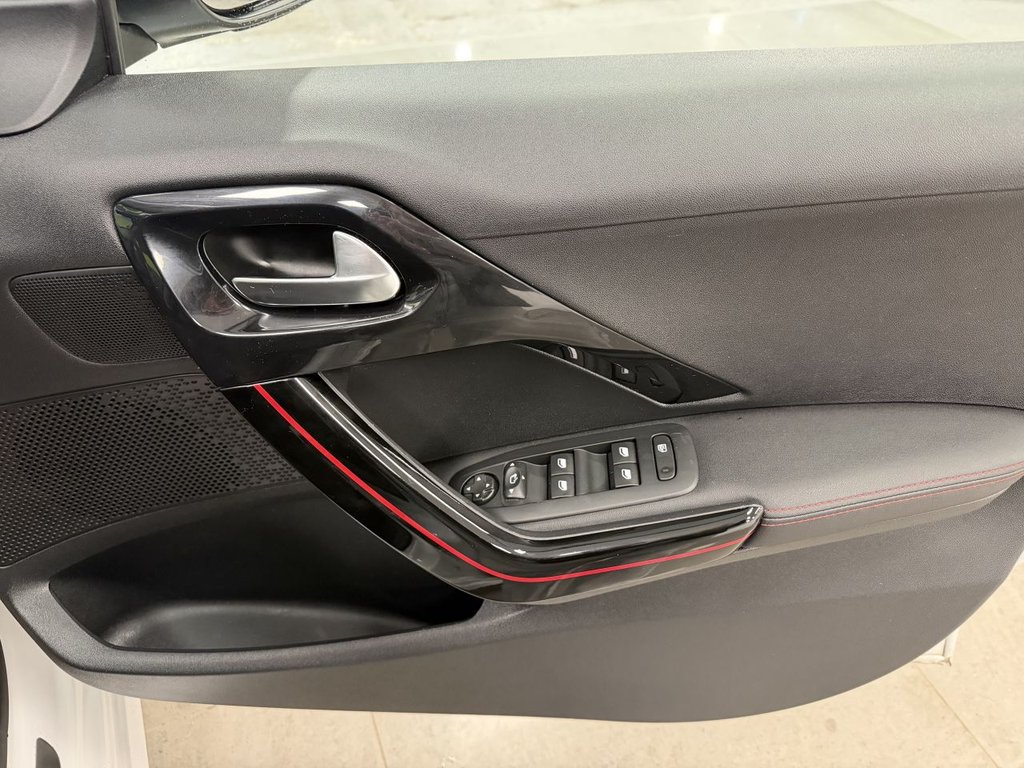 Used Peugeot 208 2015 for sale - 78002699: Photo 13