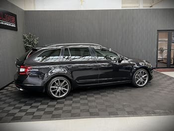 Used Skoda Octavia 2017 for sale - 79680367: Photo