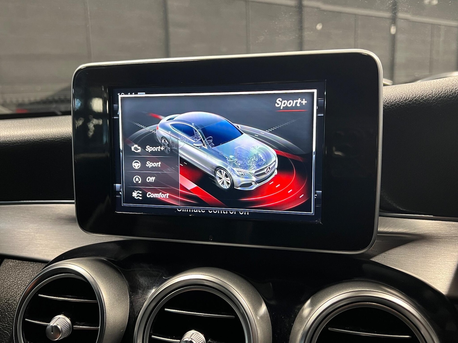 Used Mercedes-Benz C Class 2018 for sale - 76657525: Photo 26