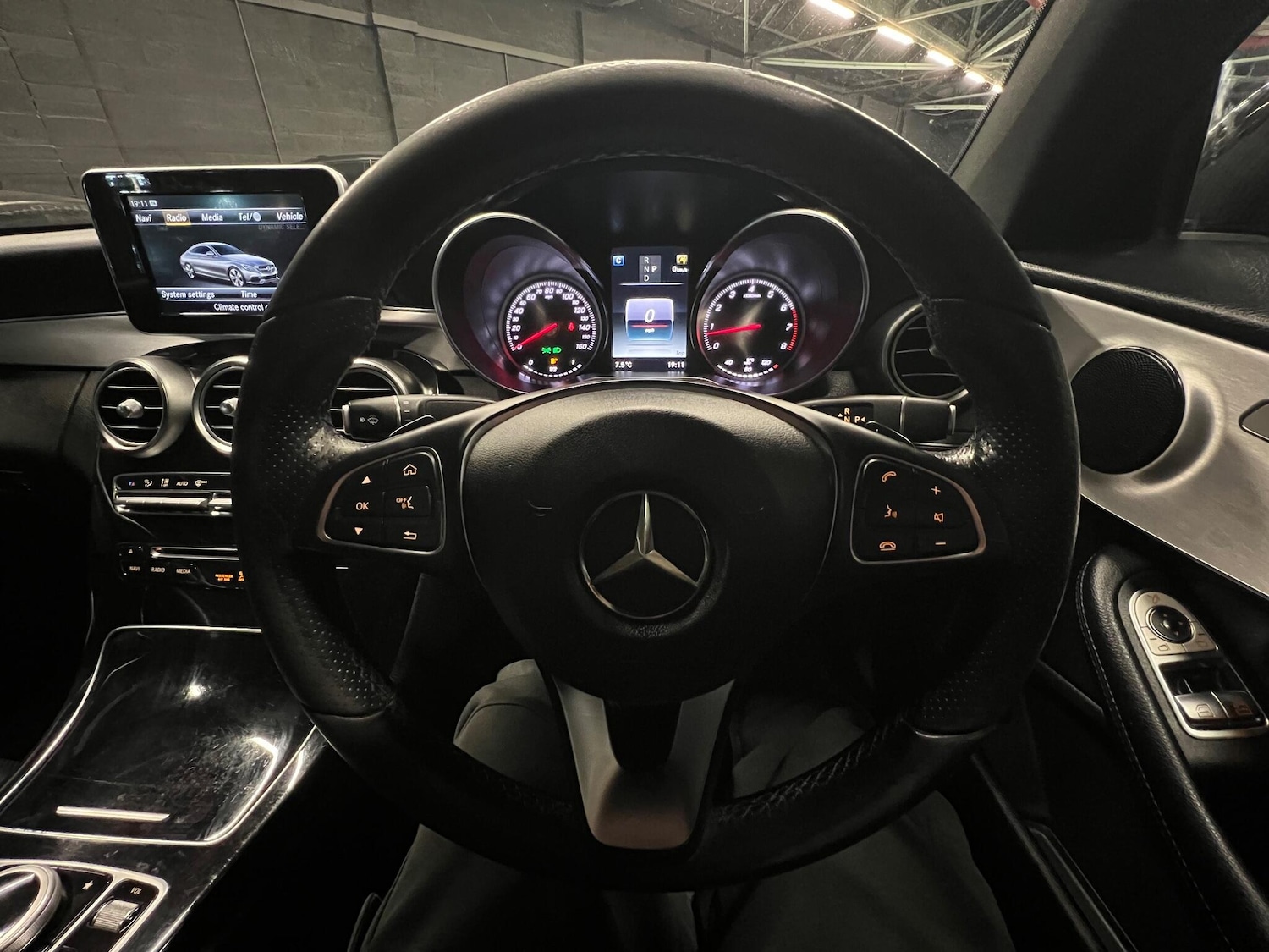 Used Mercedes-Benz C Class 2018 for sale - 76657525: Photo 27