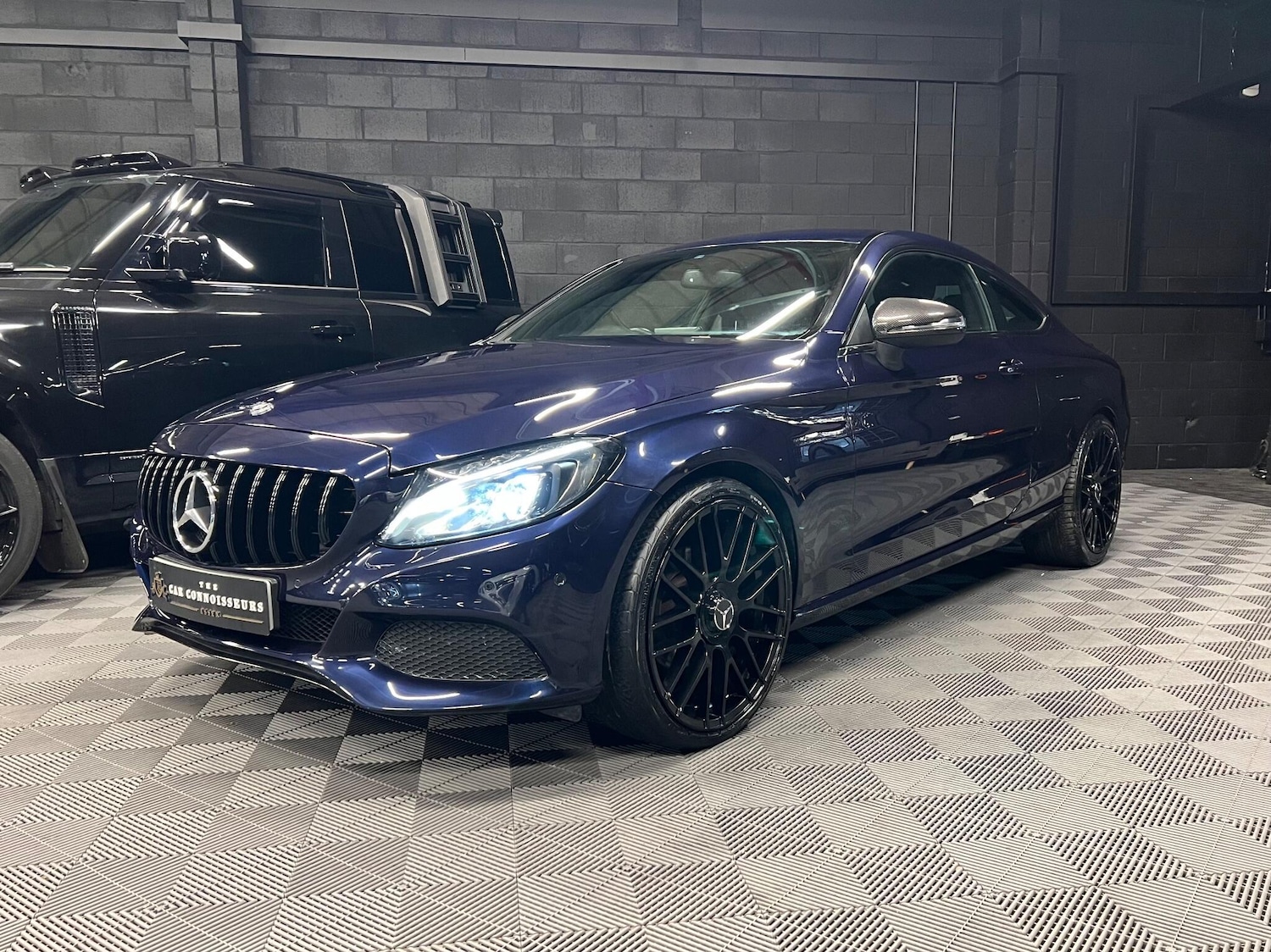 Used Mercedes-Benz C Class 2018 for sale - 76657525: Photo 4