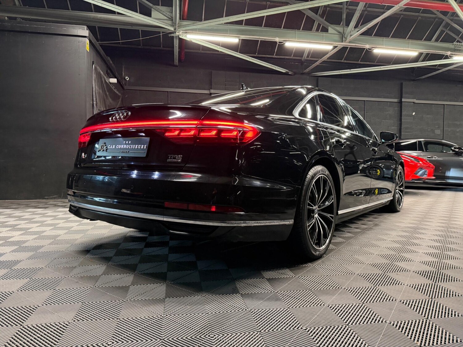 Used Audi A8 for sale - 77683602: Photo 11