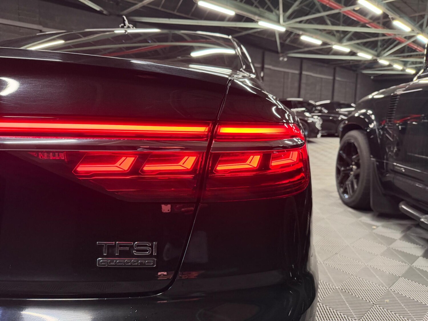 Used Audi A8 for sale - 77683602: Photo 13