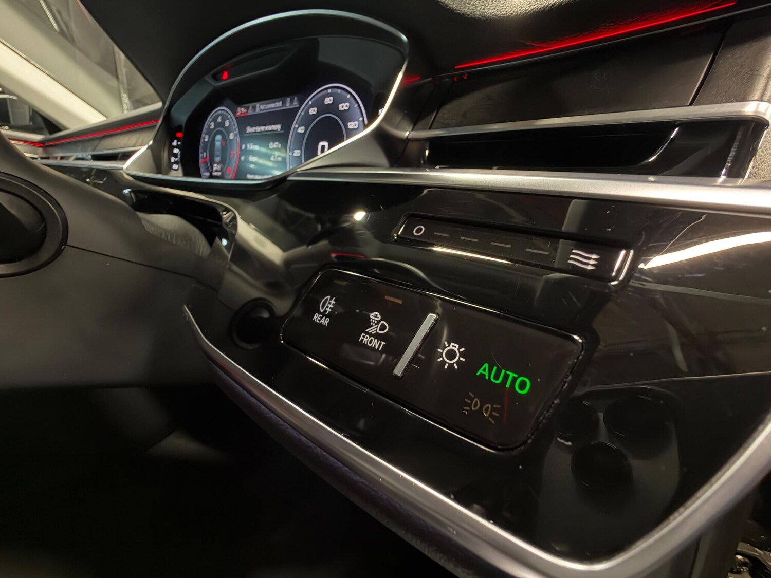 Used Audi A8 for sale - 77683602: Photo 27