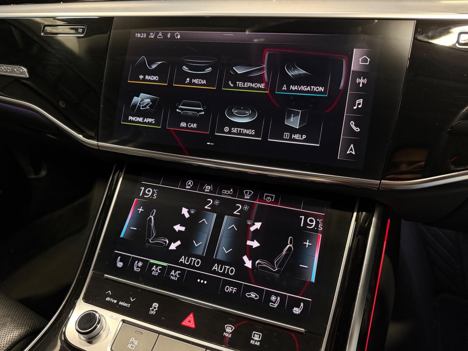 Used Audi A8 for sale - 77683602: Photo 30