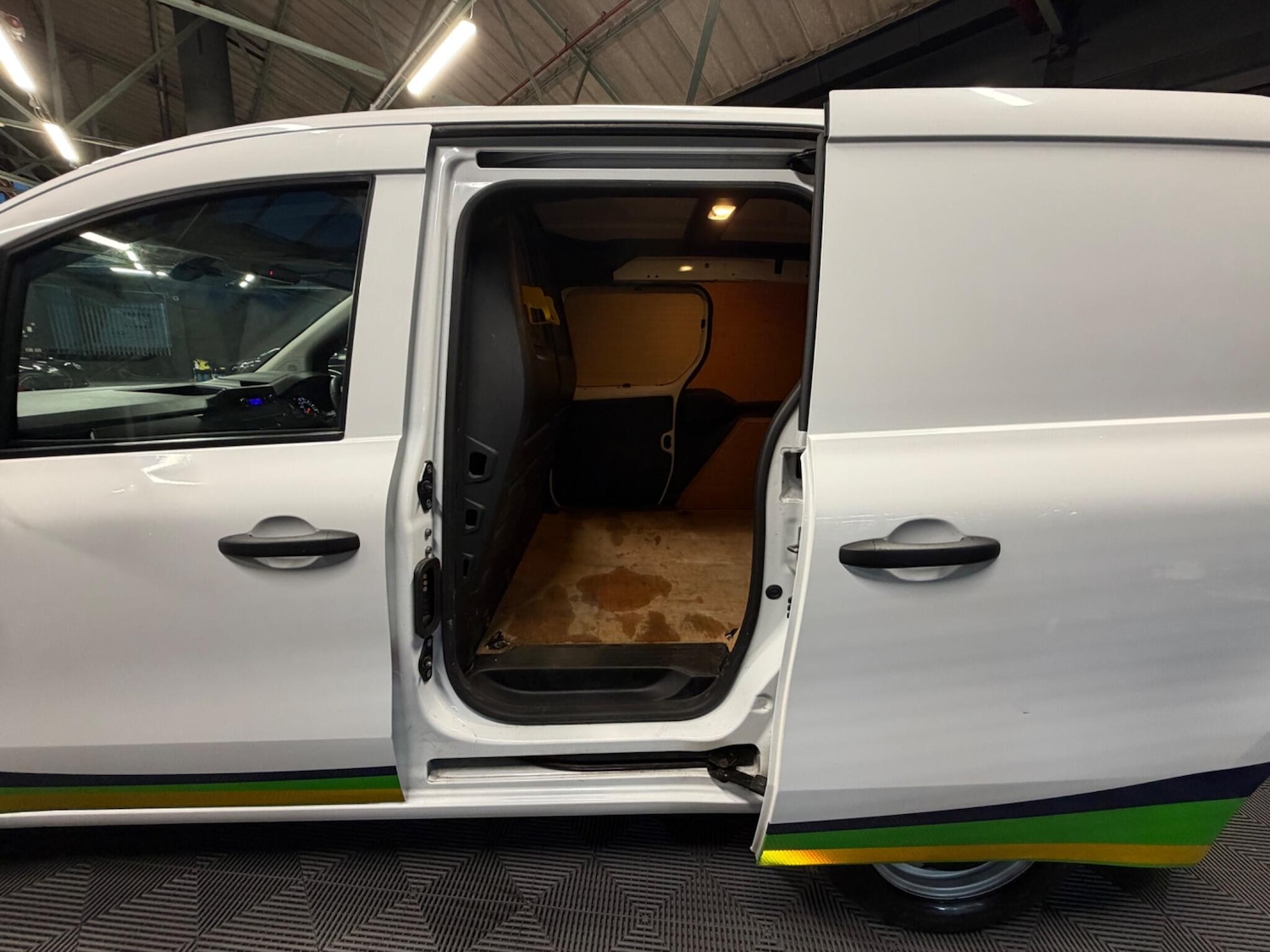 Used Renault Kangoo 2023 for sale - 77898648: Photo 14