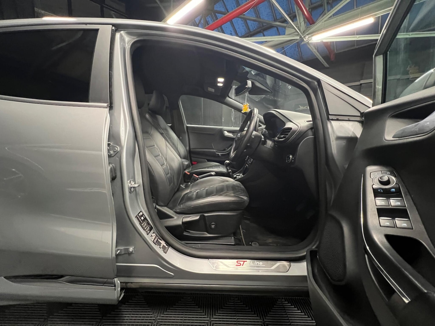 Used Ford Puma 2023 for sale - 76538621: Photo 6