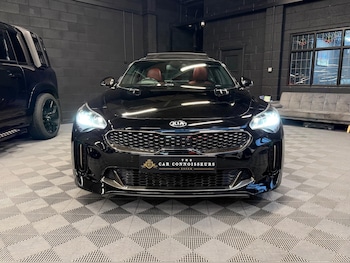 Used Kia Stinger 2018 for sale - 77120137: Photo