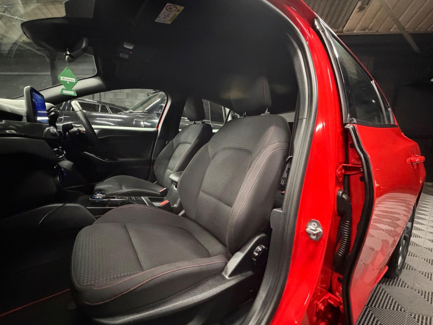 Used Ford Focus 2019 for sale - 77441300: Photo 12