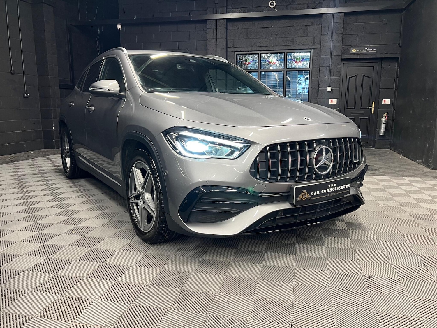 Used Mercedes-Benz GLA 2020 for sale - 76538810: Photo 1