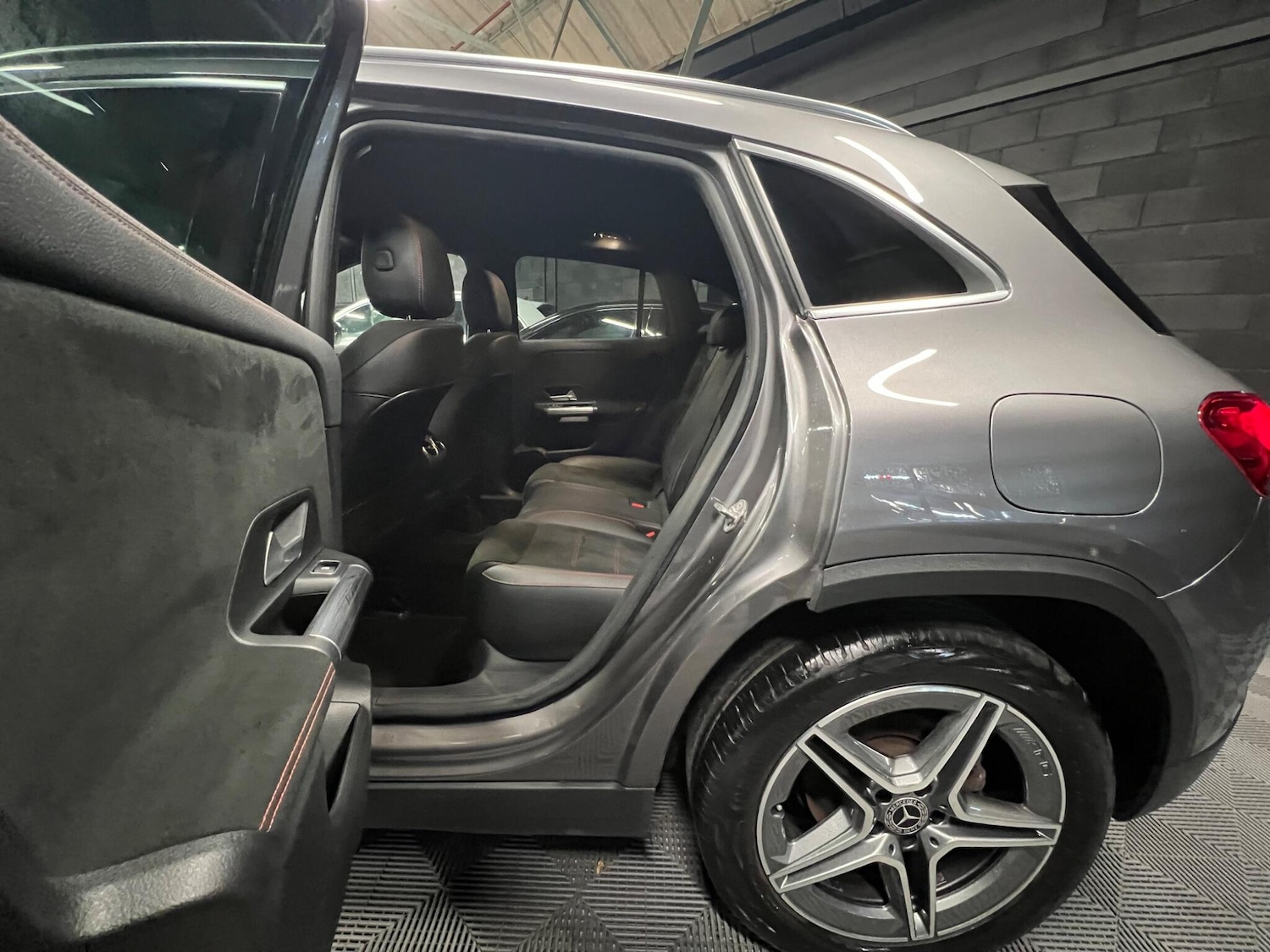 Used Mercedes-Benz GLA 2020 for sale - 76538810: Photo 14