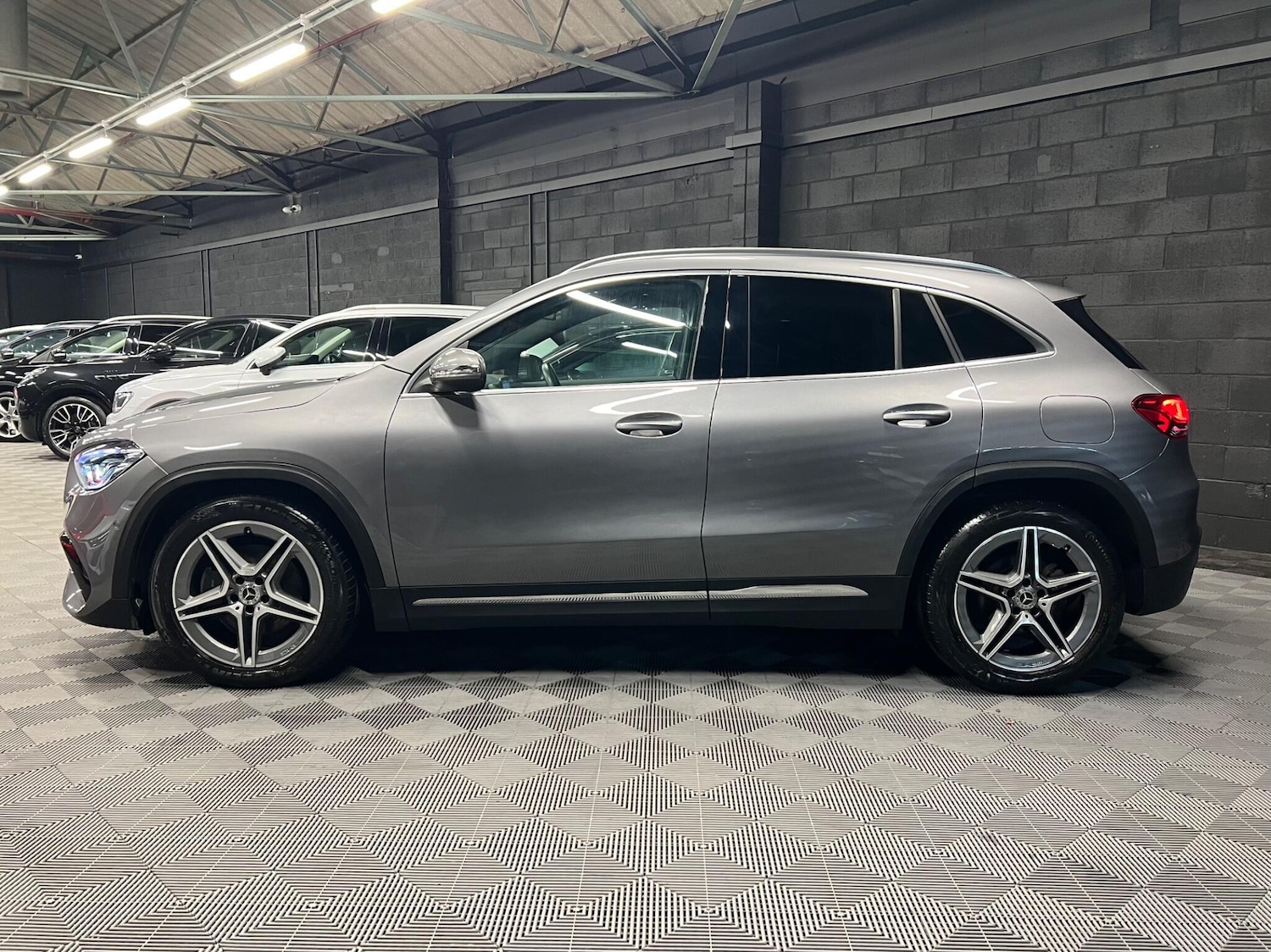 Used Mercedes-Benz GLA 2020 for sale - 76538810: Photo 5