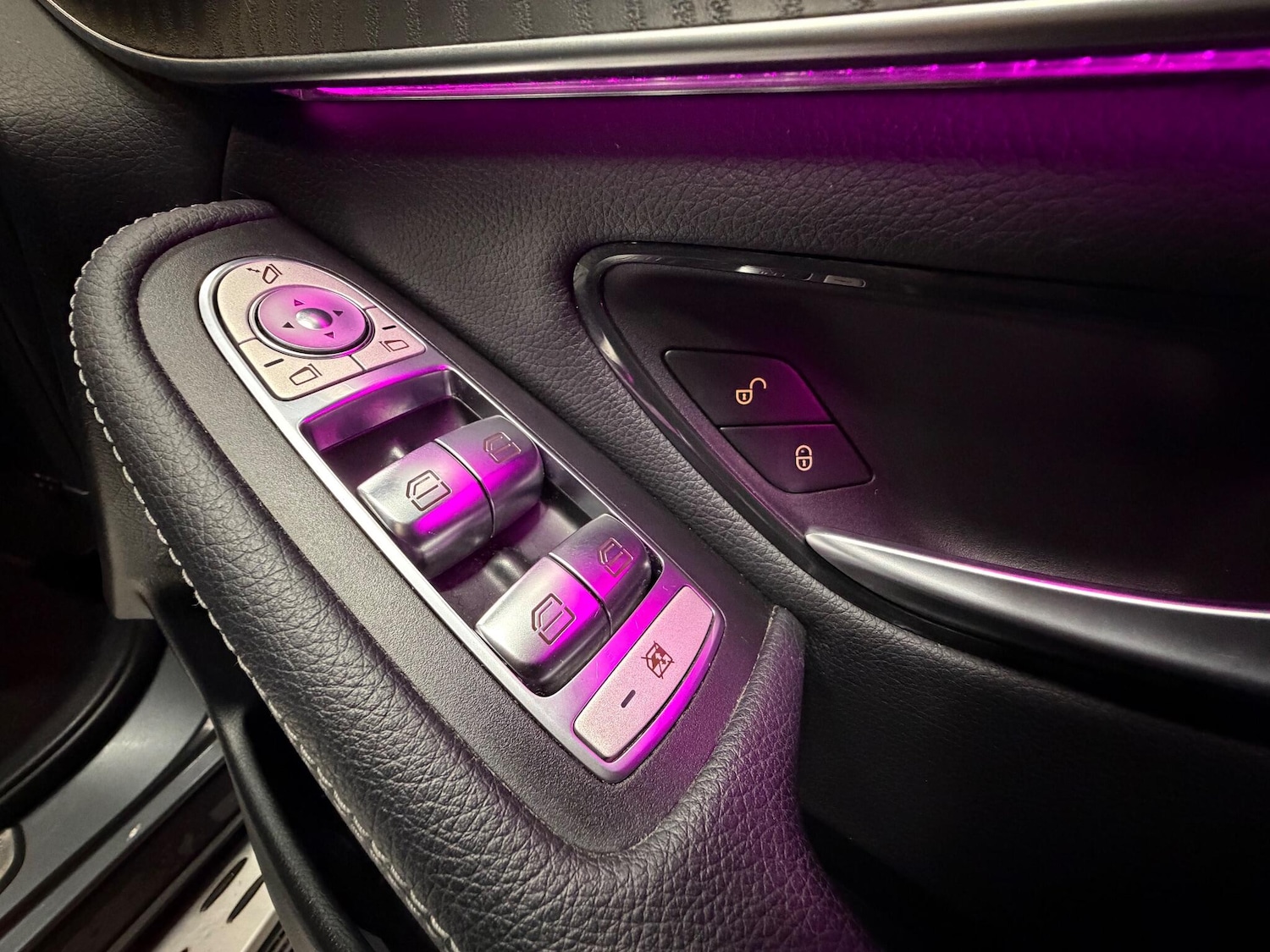 Used Mercedes-Benz GLC 2020 for sale - 77039827: Photo 25