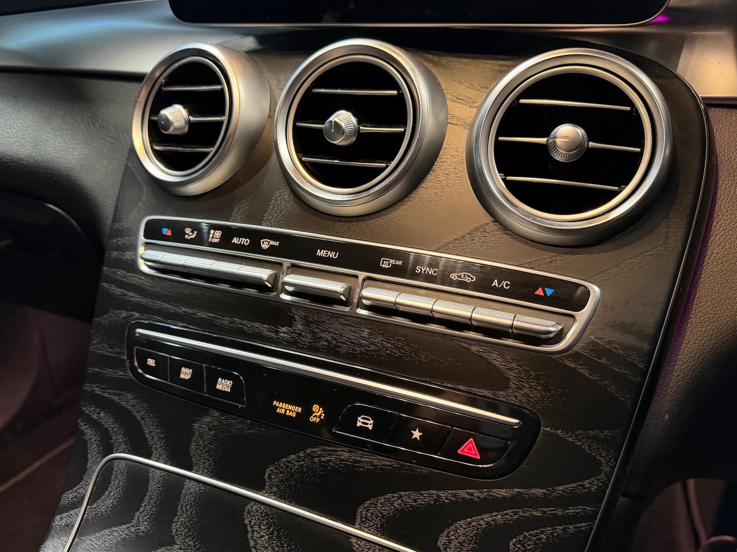 Used Mercedes-Benz GLC 2020 for sale - 77039827: Photo 30