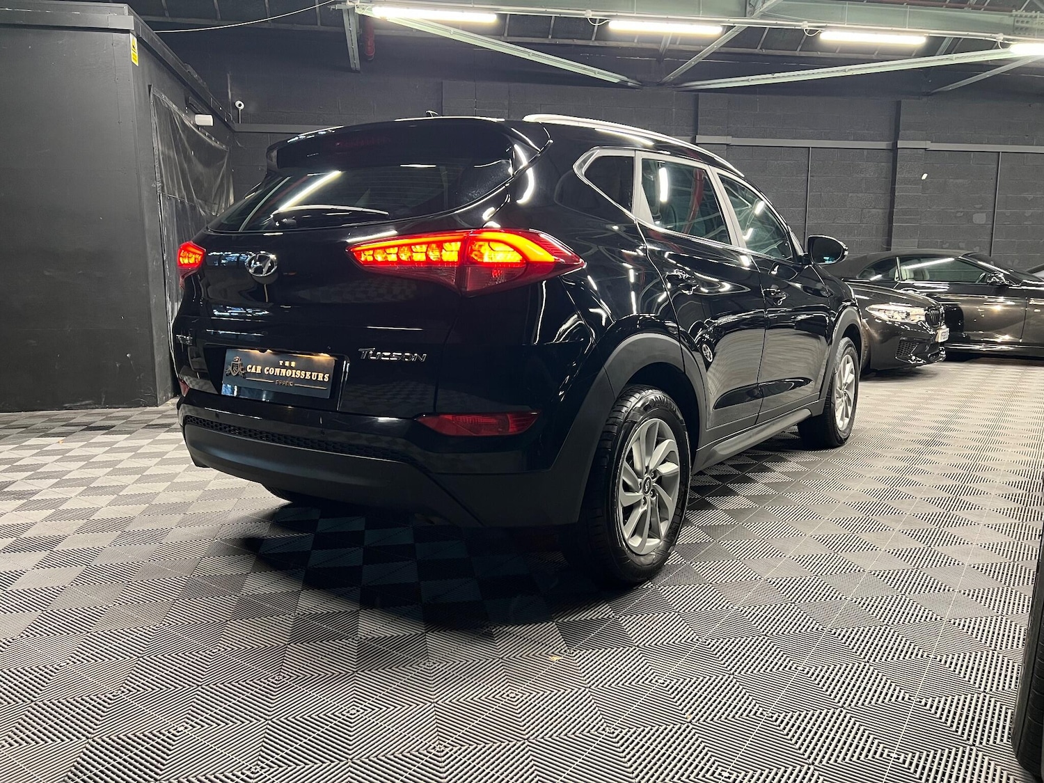 Used Hyundai TUCSON 2016 for sale - 76656992: Photo 11