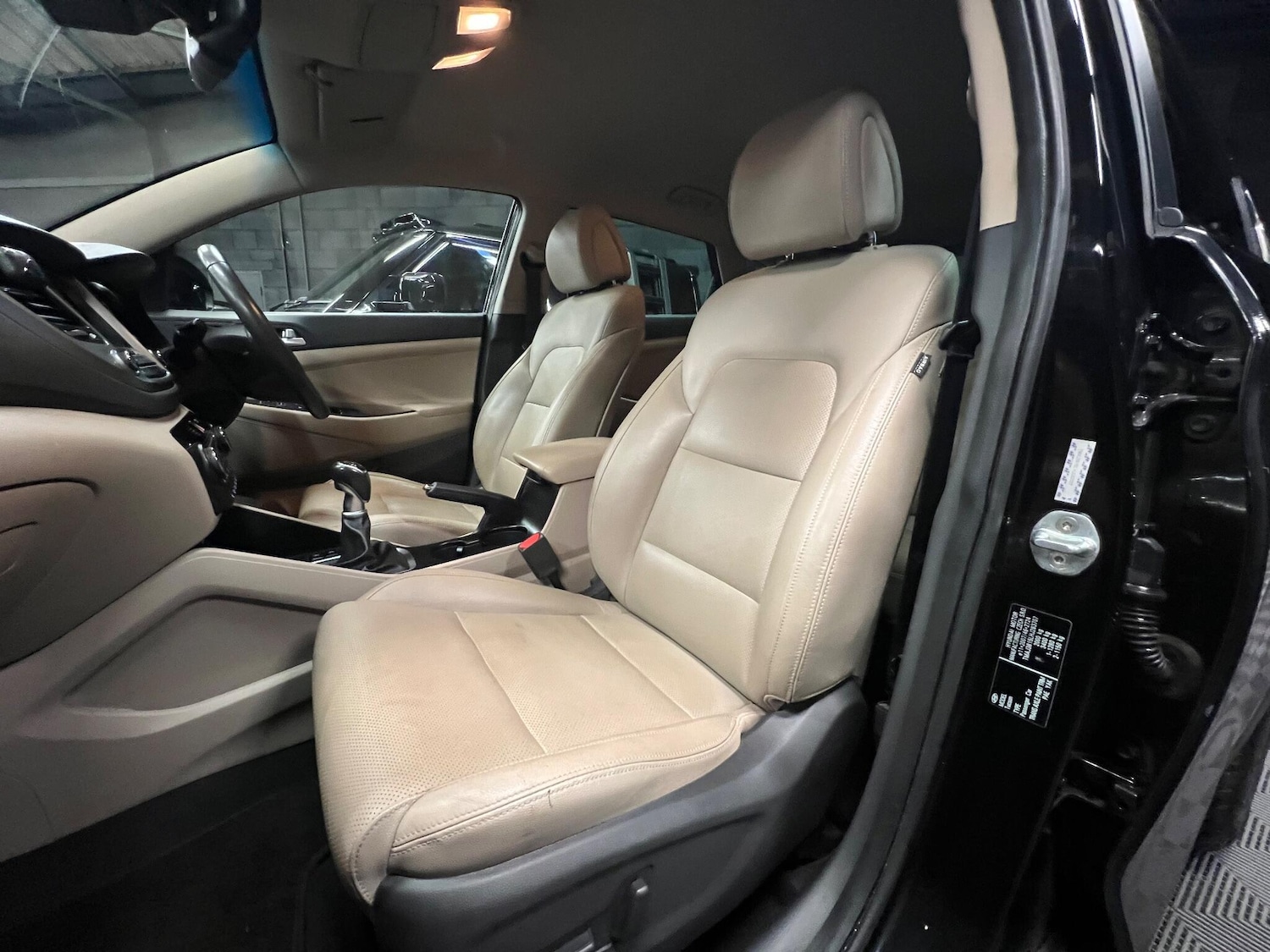 Used Hyundai TUCSON 2016 for sale - 76656992: Photo 12