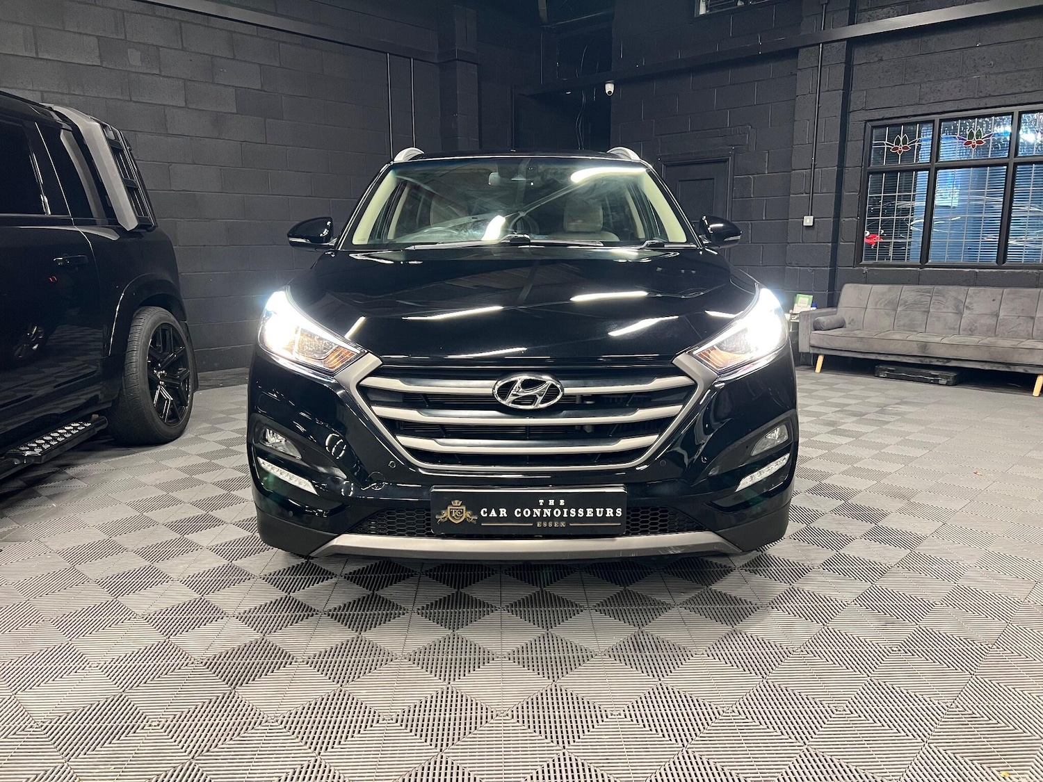 Used Hyundai TUCSON 2016 for sale - 76656992: Photo 2