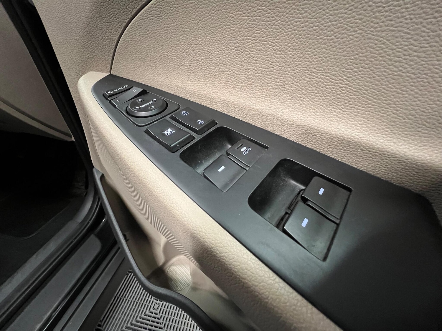 Used Hyundai TUCSON 2016 for sale - 76656992: Photo 22