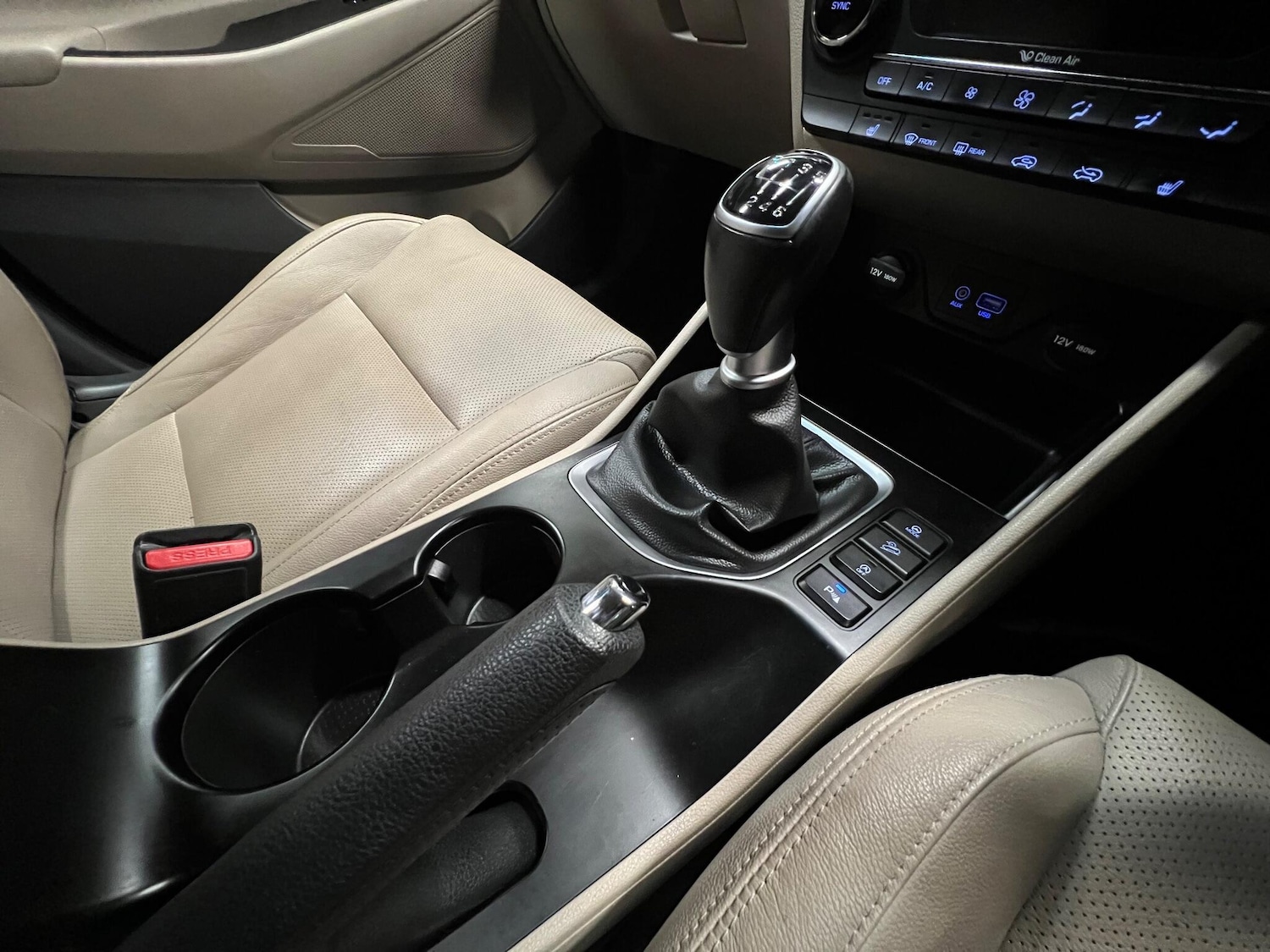 Used Hyundai TUCSON 2016 for sale - 76656992: Photo 24