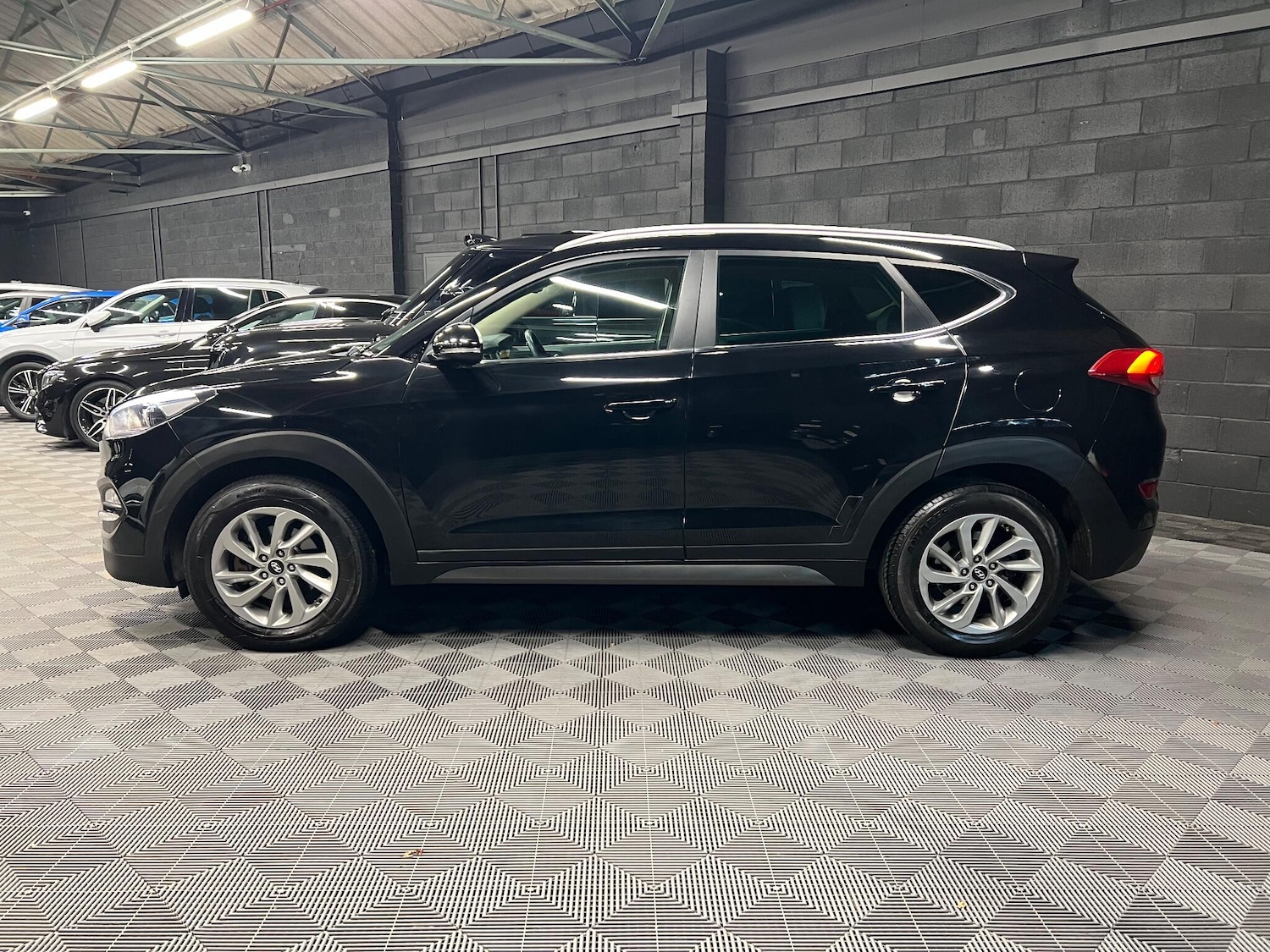 Used Hyundai TUCSON 2016 for sale - 76656992: Photo 5