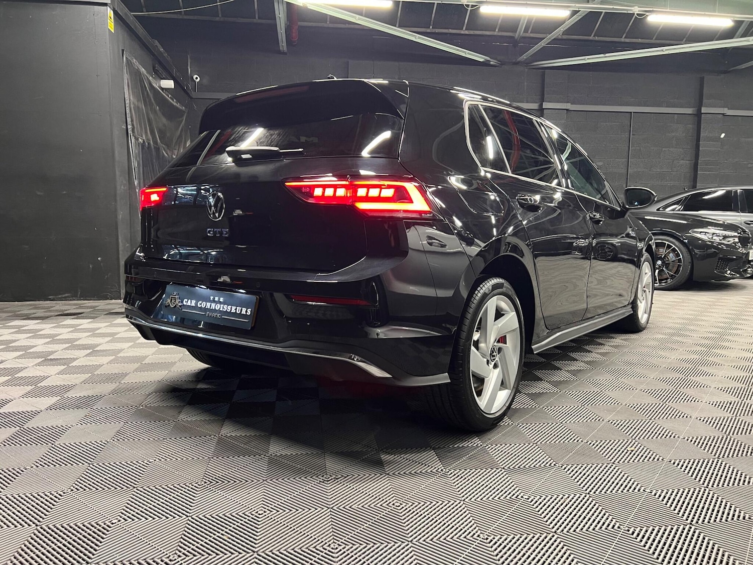 Used Volkswagen Golf 2024 for sale - 76633057: Photo 11