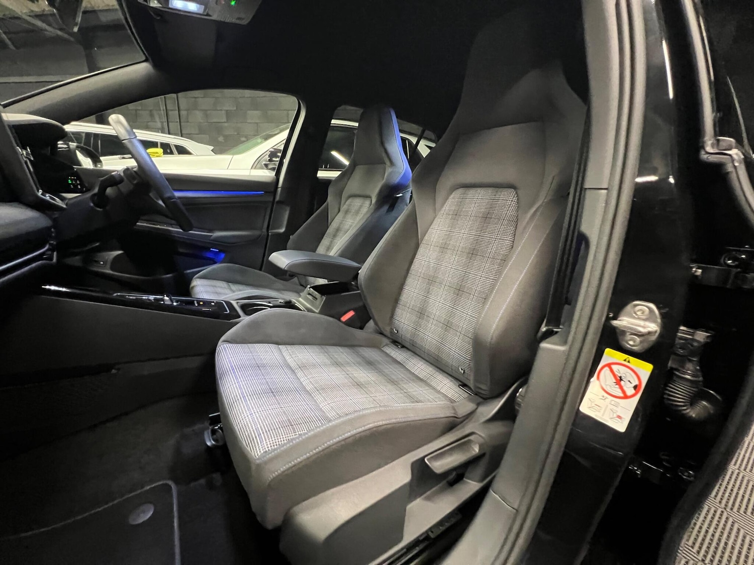 Used Volkswagen Golf 2024 for sale - 76633057: Photo 12