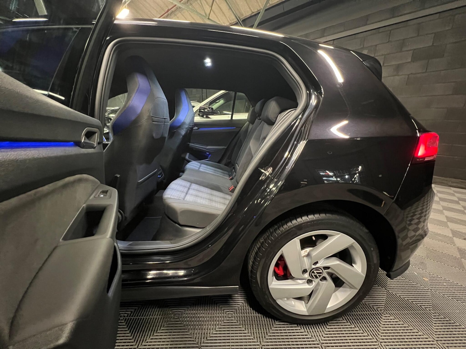 Used Volkswagen Golf 2024 for sale - 76633057: Photo 14