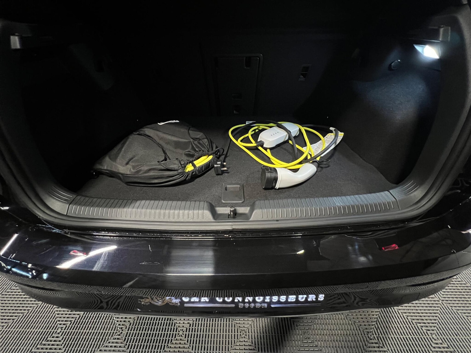 Used Volkswagen Golf 2024 for sale - 76633057: Photo 22