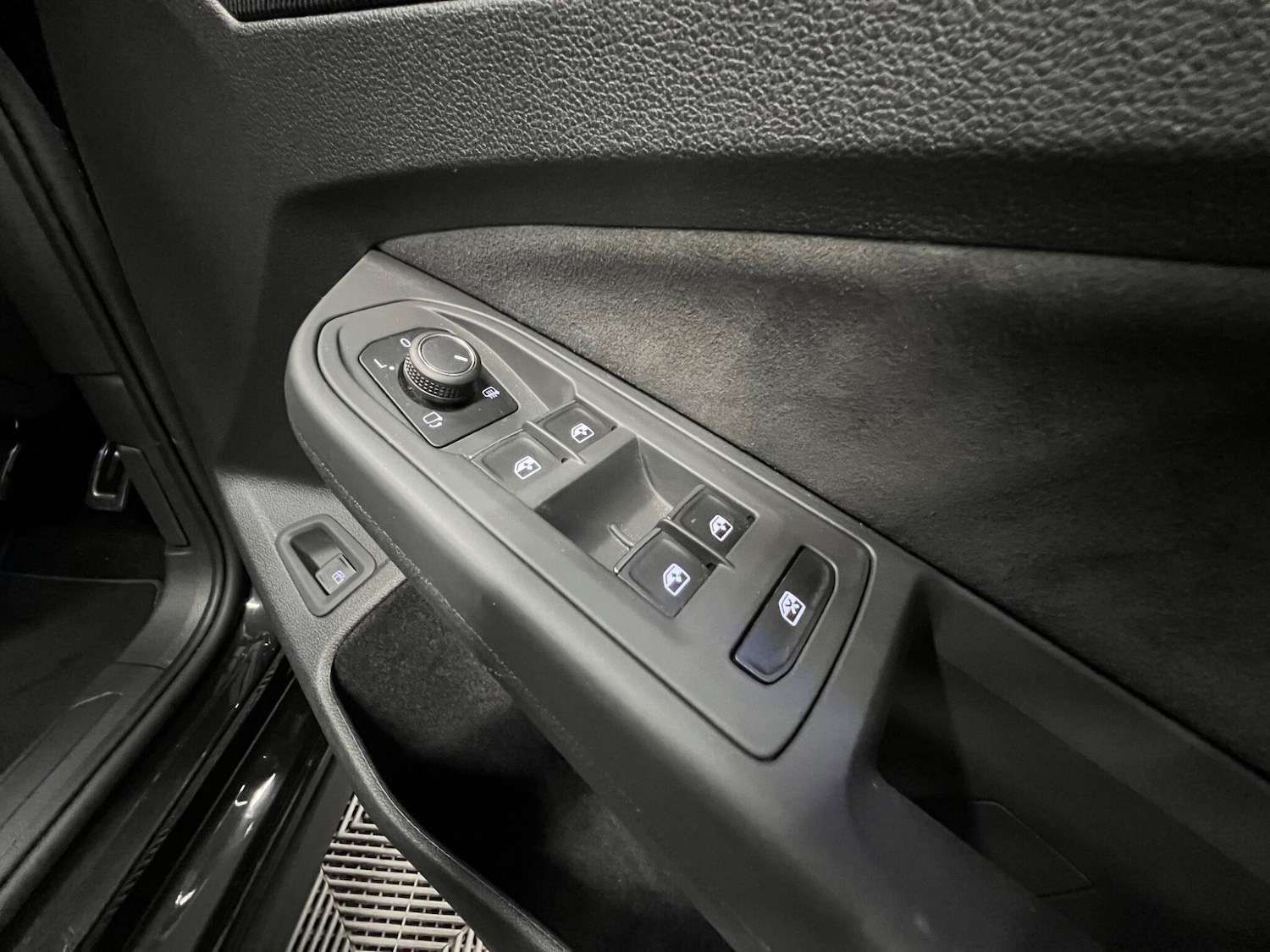 Used Volkswagen Golf 2024 for sale - 76633057: Photo 24