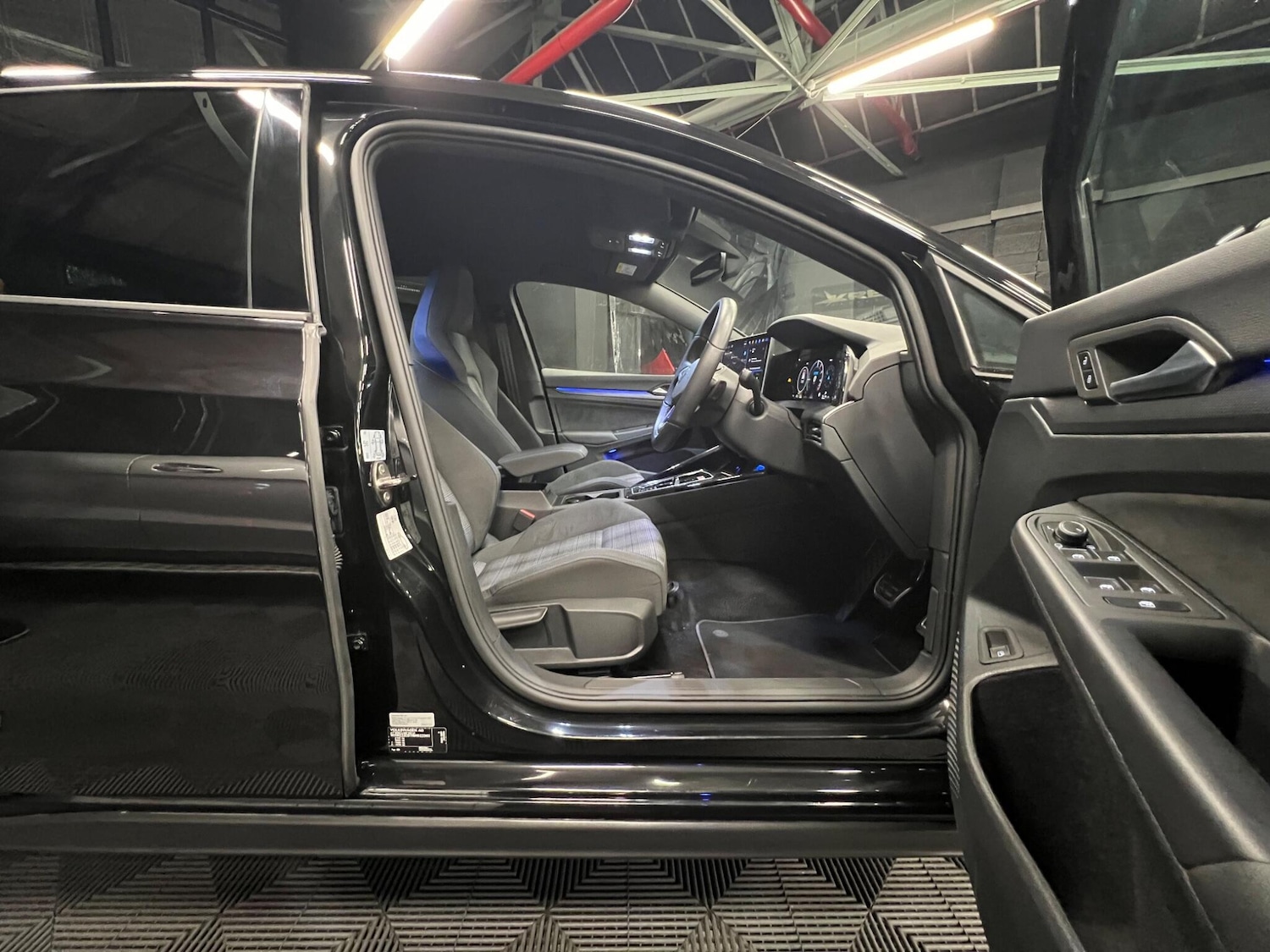 Used Volkswagen Golf 2024 for sale - 76633057: Photo 6