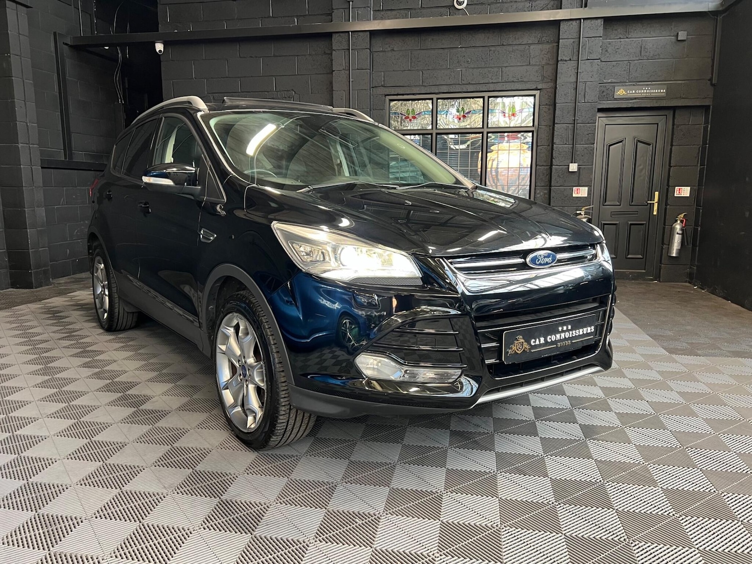 Used Ford Kuga 2016 for sale - 75600558: Photo 1