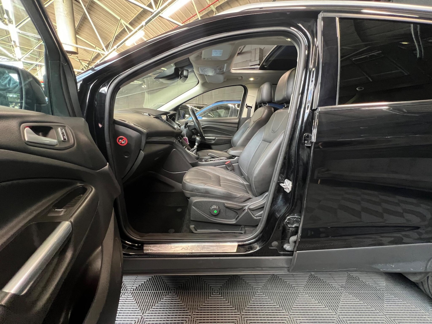 Used Ford Kuga 2016 for sale - 75600558: Photo 10